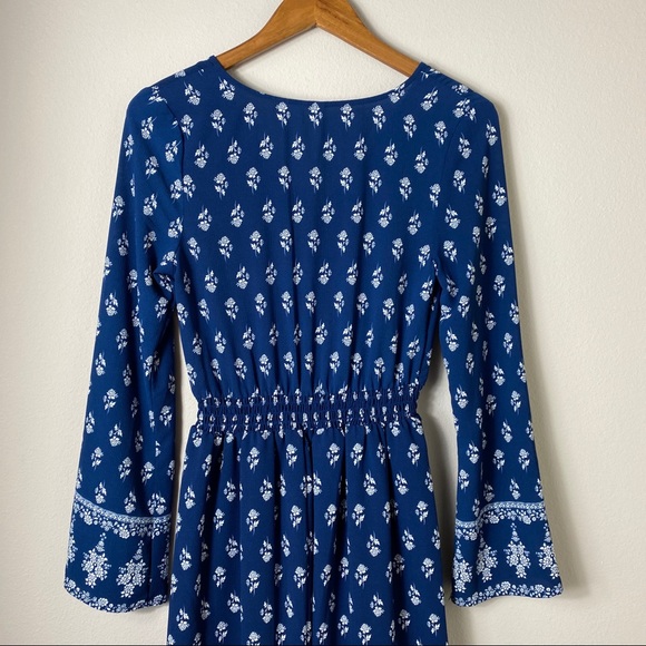 Y2K Romper Womens XS Flowy Floral Long Sleeve Bell Drapey Indie Flowey‎ Milky - Picture 9 of 10